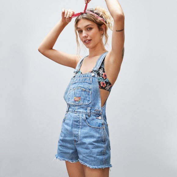 urban outfitters overall shorts